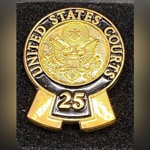 United States Court 25 Year Service Lapel Pin NIB